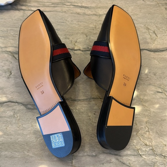 Gucci never worn slides - Picture 4 of 4